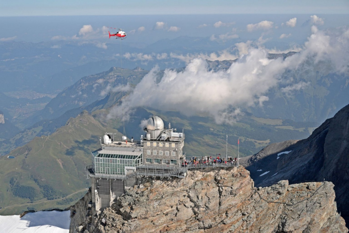 A Spectacular Lift: EULIAA UV Lidar Installed on the SPHINX Meteo Platform!